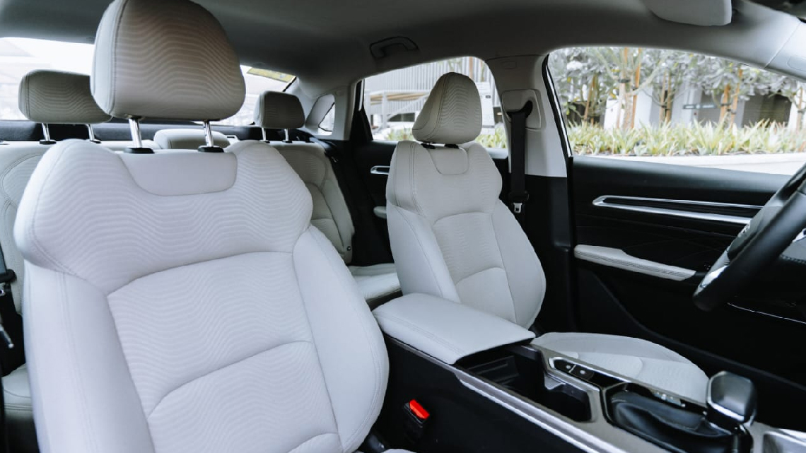 Geely EMGRAND carousel
